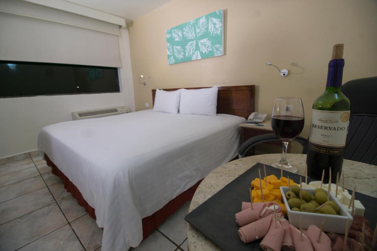Olmeca Plaza Urban Express Hotell Villahermosa Eksteriør bilde